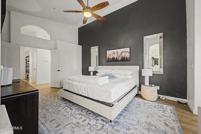 8143 E MICHELLE Drive, Scottsdale, AZ 85255