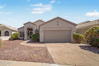 8143 E MICHELLE Drive, Scottsdale, AZ 85255