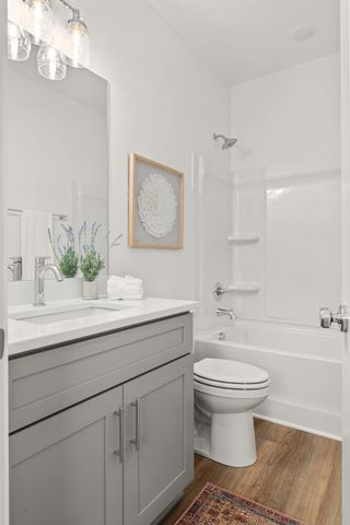 700 N DuPont Ave Unit 102, Madison, TN 37115