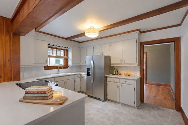 818 Stafford St, Clarksville, TN 37040