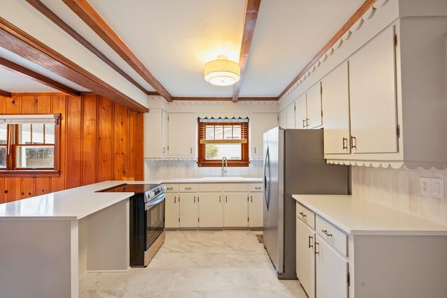 818 Stafford St, Clarksville, TN 37040