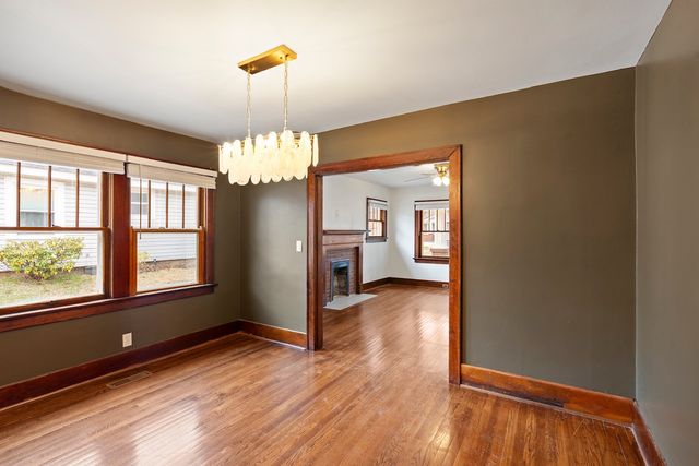 818 Stafford St, Clarksville, TN 37040