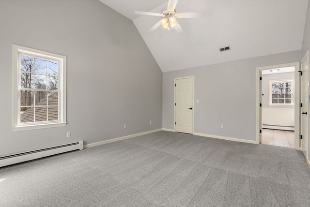 9 Old Towne Way, Sturbridge, MA 01518