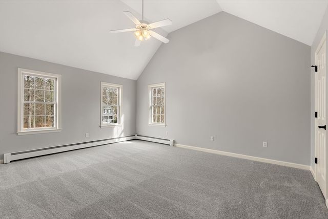 9 Old Towne Way, Sturbridge, MA 01518