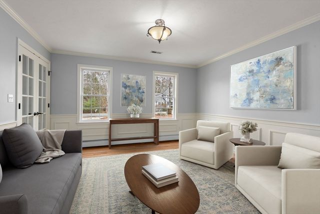 9 Old Towne Way, Sturbridge, MA 01518