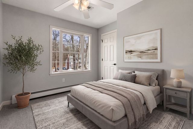 9 Old Towne Way, Sturbridge, MA 01518