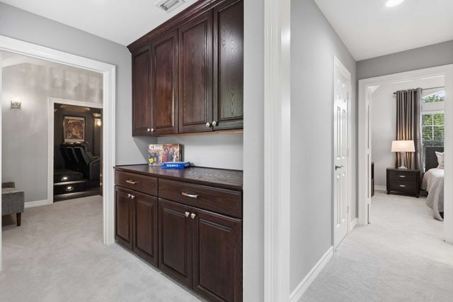 801 Glendevon Drive, Mckinney, TX 75071