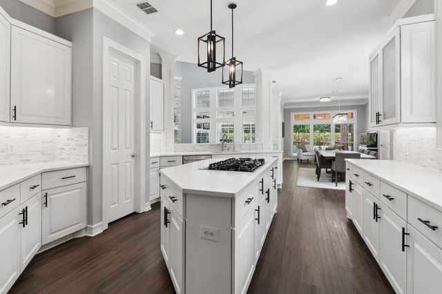 801 Glendevon Drive, Mckinney, TX 75071