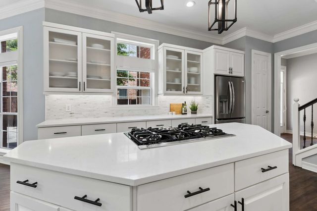 801 Glendevon Drive, Mckinney, TX 75071