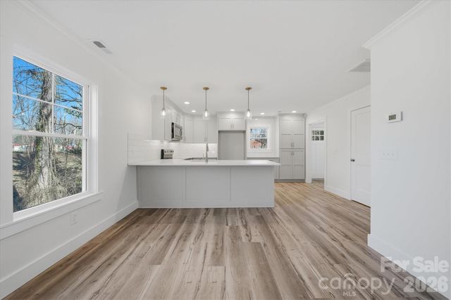 119 Birdsey Street 80, Statesville, NC 28677