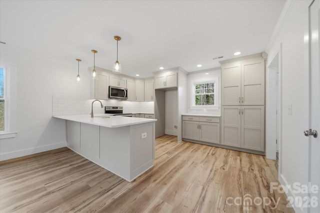 119 Birdsey Street 80, Statesville, NC 28677