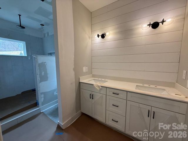 112 Chapel Crossing Lane 13, Weaverville, NC 28787