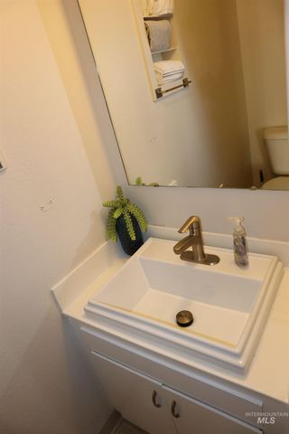 2627 Eldorado St, Boise, ID 83704