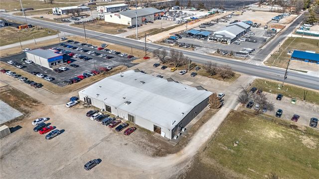 2600 W Hudson Road, Rogers, AR 72756