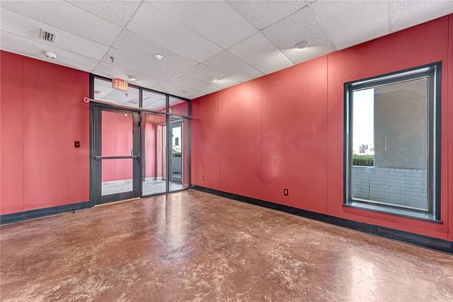 2600 W Hudson Road, Rogers, AR 72756