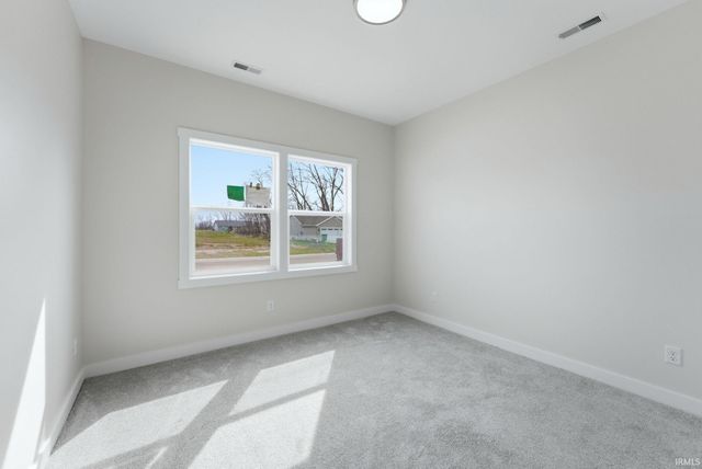 614 S Cottonwood Court, Columbia City, IN 46725