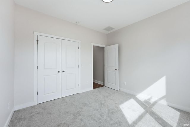 614 S Cottonwood Court, Columbia City, IN 46725