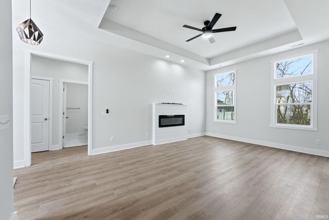 614 S Cottonwood Court, Columbia City, IN 46725