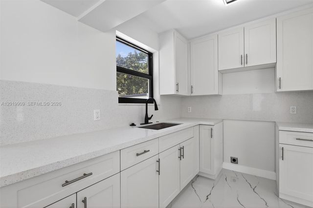 53 NW 68th St, Miami, FL 33150