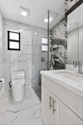53 NW 68th St, Miami, FL 33150