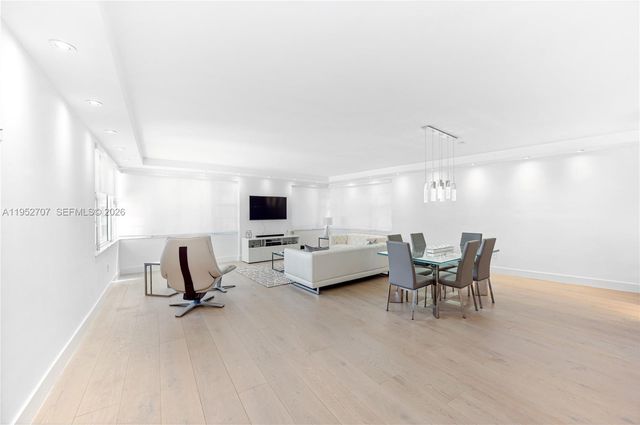 5255 Collins Ave 4A, Miami Beach, FL 33140