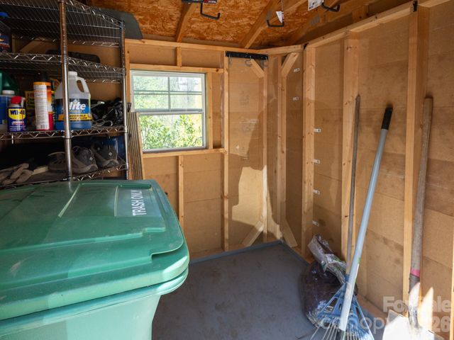 128 Lower Grassy Branch Road, Asheville, NC 28805