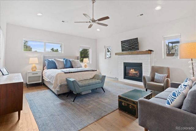 2533 N Emerson Street, Denver, CO 80205