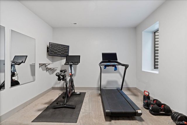 2533 N Emerson Street, Denver, CO 80205