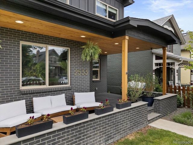 2533 N Emerson Street, Denver, CO 80205