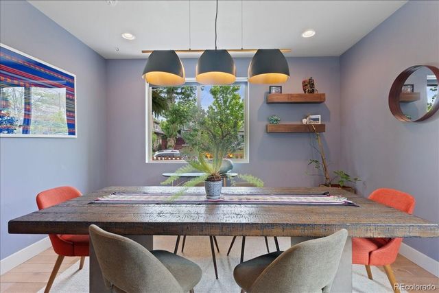 2533 N Emerson Street, Denver, CO 80205