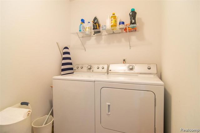 51171 Brompton, Novi, MI 48374