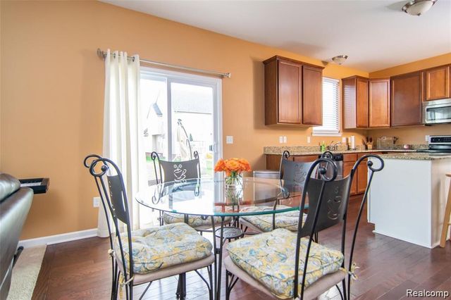 51171 Brompton, Novi, MI 48374