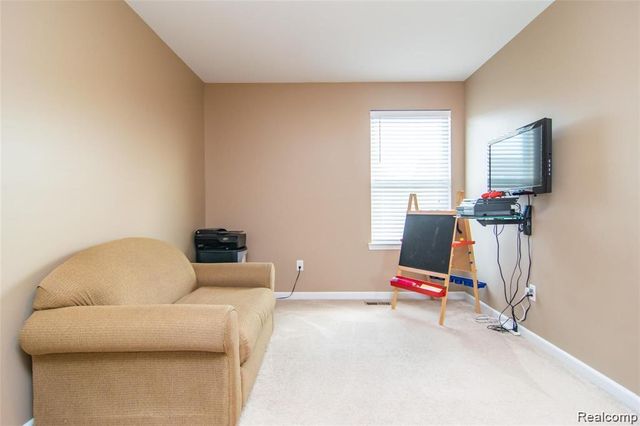 51171 Brompton, Novi, MI 48374