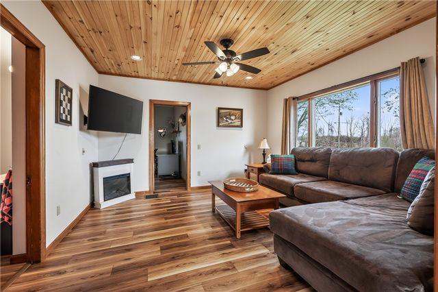 2115 Minsteed Rd, Arcadia, NY 14513