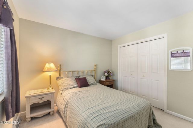 28 Donegal Way, Wilton, NY 12866