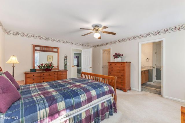 28 Donegal Way, Wilton, NY 12866