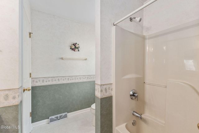 28 Donegal Way, Wilton, NY 12866