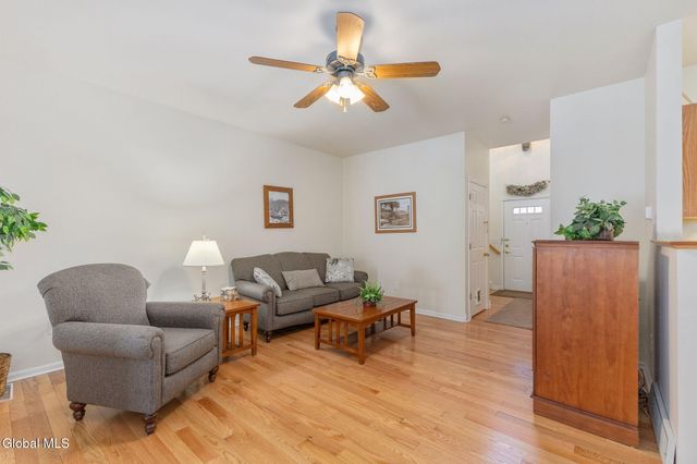 28 Donegal Way, Wilton, NY 12866