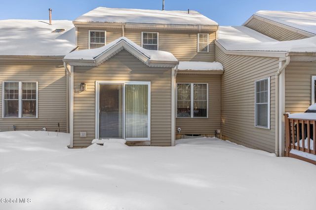 28 Donegal Way, Wilton, NY 12866