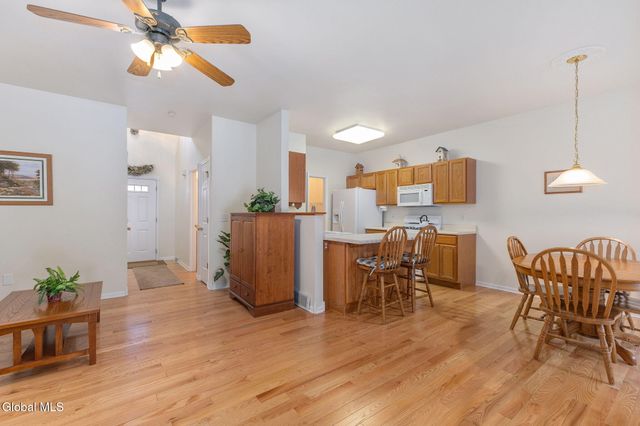 28 Donegal Way, Wilton, NY 12866