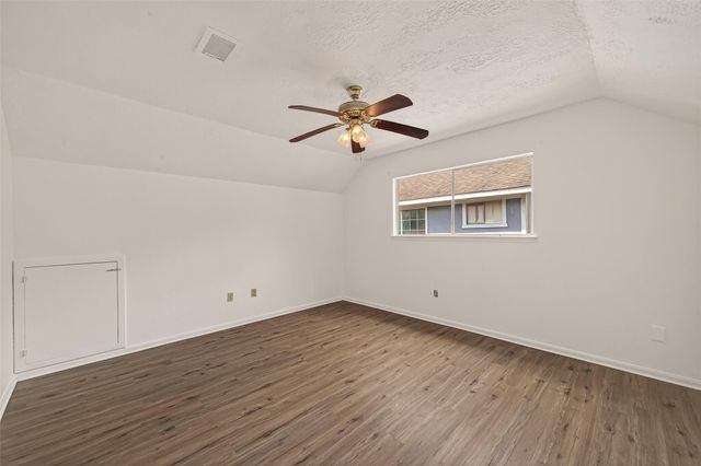 1823 Pinewood Court, Sugar Land, TX 77498