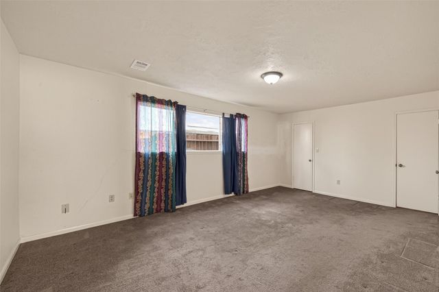 1823 Pinewood Court, Sugar Land, TX 77498