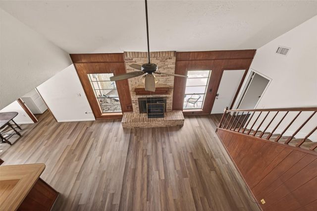 1823 Pinewood Court, Sugar Land, TX 77498