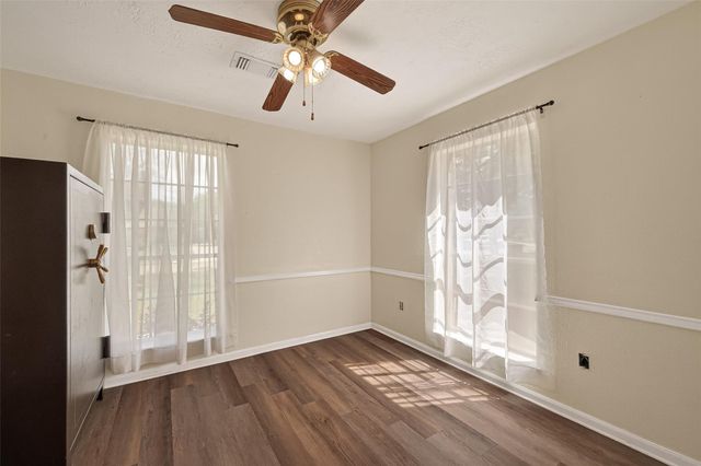 1823 Pinewood Court, Sugar Land, TX 77498