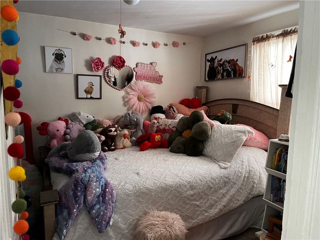 21 Park Avenue, Geneva City, NY 14456