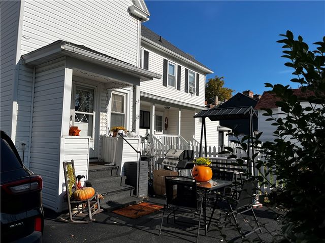 21 Park Avenue, Geneva City, NY 14456