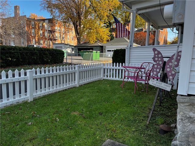 21 Park Avenue, Geneva City, NY 14456