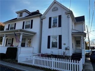 21 Park Avenue, Geneva City, NY 14456