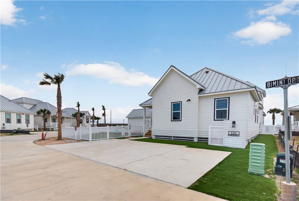 101 Bimini Drive, Port Aransas, TX 78373 — photo 2