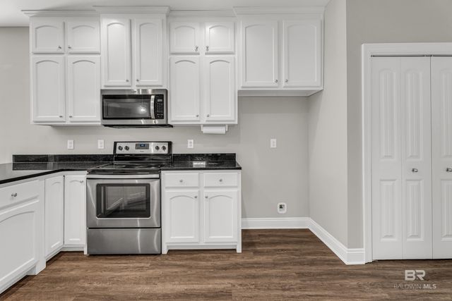 22594 W Nana Loop, Silverhill, AL 36576